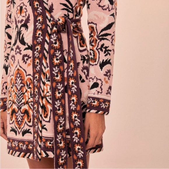 FARM Rio Pink and Black Floral Long Sleeve Dress - Picture 4 of 8